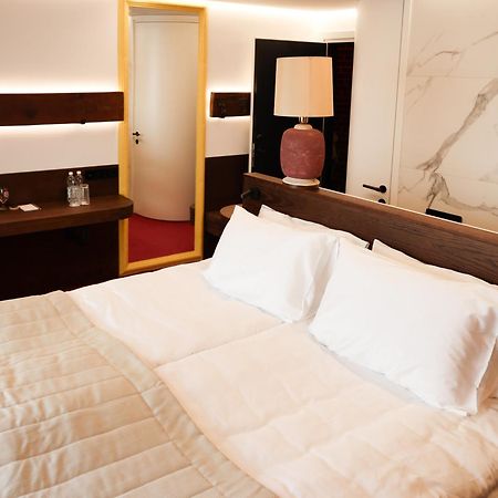 Apartments Justlvivit At The Rynok Square Extérieur photo